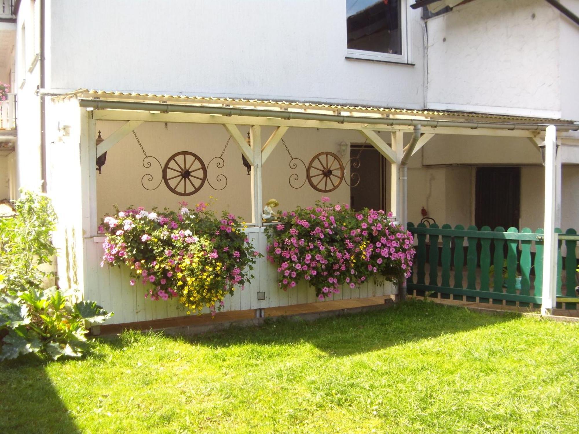 Ferienwohnungen Seidenweber Schmallenberg Exterior photo