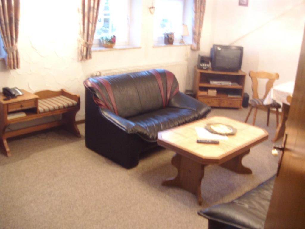 Ferienwohnungen Seidenweber Schmallenberg Room photo